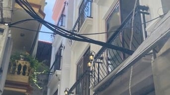 Cc bán nhà xây mới Ngọc Hồi, 35m, 5 tầng, 5.4 tỷ 