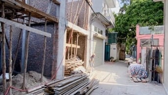 Bán nhà Lô góc,View Hồ, Gara Ôtô, 37M, 5 tầng, MT 6M, Gía 6,8 Tỷ 