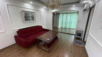 Tập thể Thành Công. Ba Đình. Hà Nội. Chưa bao giờ hết hót. Sổ 45 thực 