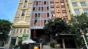 TOÀ NHÀ:50 CHDV 8TẦNG /Thu 280triệu/tháng/Giá:52tỷ