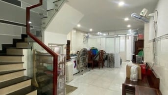 BÁN NHÀ 3/2 GIÁP Q5,Q10, HẺM Ô TÔ 5M, DT 53M2 NGANG 4M, 5 TẦNG. 