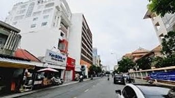Bán nhà mặt tiền Nguyễn Khắc Nhu, Phường Cô Giang, Quận 1, 10,8x27m