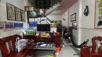 Bán nhà đường Tỉnh Lộ 10, Dt: 4x11m, 2tầng, Bình Trị Đông, Bình Tân