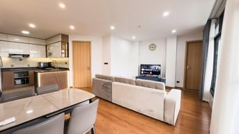 Cho thuê căn hộ 2 PN, 2 WC, 150m2, đầy đủ nội thất cao cấp tại Kim Mã