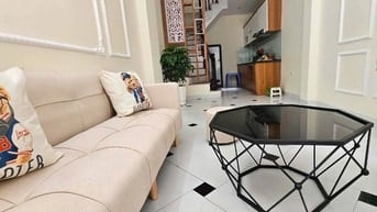 BÁN NHÀ GẤP PHỐ NAM DƯ 34M 5 TẦNG GIÁ 5,4  TỶ