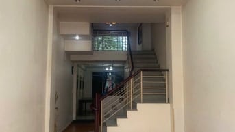 Chính chủ bán gấp nhà phố đường Nguyễn Hữu Cảnh,sát Ga Metro Văn Thánh
