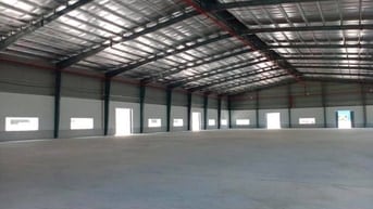 Cho thuê nhà xưởng 2500m và 6000m trong Kcn Phố Nối giá 3,5usd, PCCC 