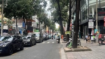 BÁN NHÀ PHĂM NGỌC THẠCH- P6- HXH SAU CĂN MẶT TIỀN - KHU VIP HỒ CON