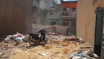Ban dat vi tri dep ..thuan tien di lai