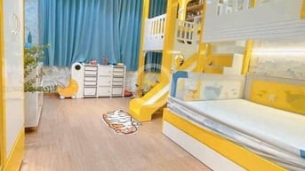 Cho thuê nhà mặt tiền số 220 đường Võ Văn Tần, Phường 5, Quận 3, Hồ Ch