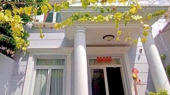 Nhà Đẹp Ông Ích Khiêm , 7m X 26m , CN 181m2 , 4 tầng , 24,9 tỷ TL 