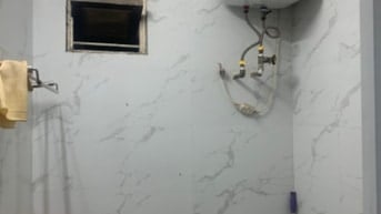 Cho thuê nhà Ngõ Phố Hàng Bạc, 35m2 x 3T