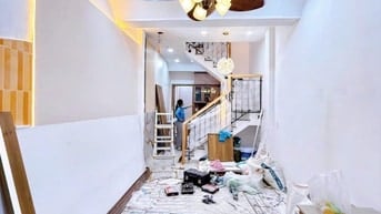 Nhà mới - giáp Q1 cầu Thị Nghè - có phòng ngủ trệt - full nội thất