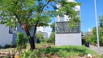 Bán đất 2 mặt tiền đường 49 Bình Trưng Tây Quận 2 giá 30,9 tỷ