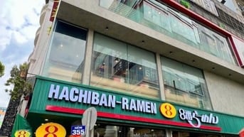 Cho thuê nhà GÓC 2MT số 353 đường Sư Vạn Hạnh, Phường 12, Quận 10, Hồ 