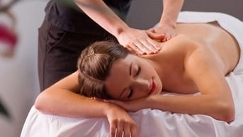 🌸 DỊCH VỤ MASSAGE BODY TẠI NHÀ CHO NỮ - THƯ GIÃN TUYỆT ĐỐI