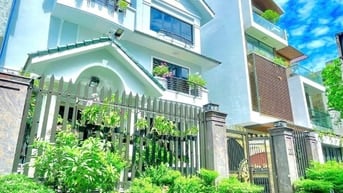Cho thuê Villa Trung Tâm, Phường  12 Quận 10