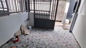 Cho thuê nhà mới nguyên căn Đường 45, Thủ Đức, 30m2, lửng 15m2, 5,5tr