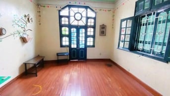 ĐẦU TƯ SINH LỜI, CHỊ GÁI NHỜ BÁN NHÀ NGUYỄN VĂN CỪ, DÒNG TIỀN ỔN ĐỊNH