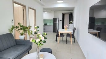 Bán căn hộ Hưng Phúc, PMH, 70m,2 phòng, nội thất đẹp giá chỉ 6.150 tỷ