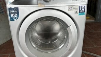 Thanh lý máy giặt nhà dùng ( chưa qua sửa chữa )