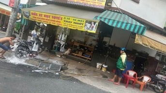 Sang tiệm rửa xe, thay nhớt mặt tiền Lê Quang Chiểu, Hiệp Tân, Tân Phú