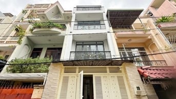 VIP P25, BÌNH THẠNH-KHU ĐƯỜNG D- HẺM XE HƠI- 70(4x18)- 4 TẦNG- 13,x TỶ