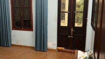 Cho Thuê NR Tại Quận Thanh Xuân,70m2X3,3PN,2WC,ở GĐ và Làm VP,Kết Hợp 
