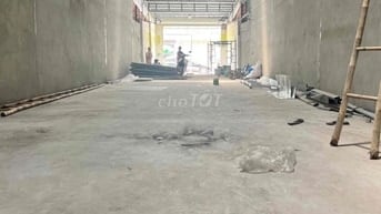 Cần bán nhà mặt tiền hà huy giáp q12 