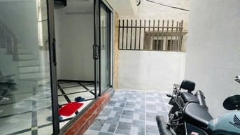 Bán nhà Thanh Nhàn, lô góc thang máy, 30m, 5T, 8 tỷ