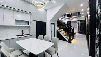 Bán nhà căn Nguyễn Hồng Đào, p14,q Tân Bình giá 3tỷ400tr diện tích lớn