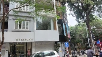 Cho thuê nhà mặt phố Ngõ Trạm: 40m2 x 2 tầng,thông sàn, đoạn đẹp 