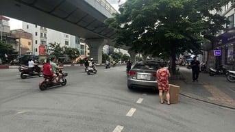 Bán đất tặng nhà Minh Khai,142m,vỉa hè 12m,oto vào nhà, mặt tiền