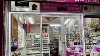 Ngoan’s Nail Q8 Tuyển Thợ Nail - Gội đầu, lương + hoa hồng 15% bill