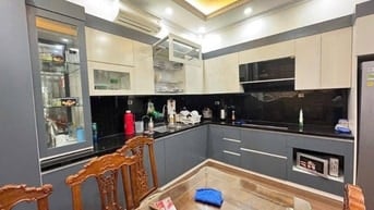 Bán gấp căn Ngô Quyền, Hiệp Phú, quận 9 giá 3tỷ150tr xem nhà trực tiếp