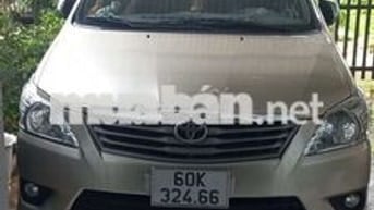 Bán xe innova 2014