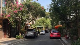 Mặt tiền đường nội bộ Trường Sơn, P.15, Quận 10, DT 15x20m, 4 tầng