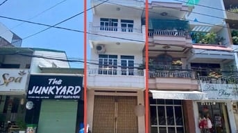 Bán nhà mặt tiền Bạch Đằng, trung tâm Nha Trang, cách biển chỉ 5 phút