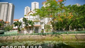 Bán nhà biệt thự KDC him lam Q7 giá tốt