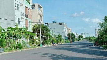 Cần Bán đất 13A Hồng Quang lô 126m2 đường 12m lô A23 gần NV Linh