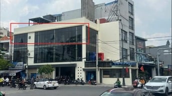  Cho thuê nguyên sàn lầu 2 – mặt tiền lớn gần nhà ga T3 (Tân Sơn Nhất)