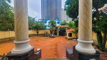 Bán biệt thự Thảo Điền, mặt tiền Nguyễn Ư Dĩ, 1200m2 đất thổ cư 100%