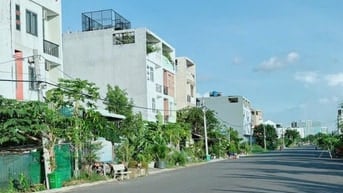 Cần bán gấp nền 13A Hồng Quang MT Nguyễn Văn Linh 126m2 giá 38Tr/m2