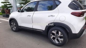 Kia Sonet 2022 Luxury 1.5 AT - 60000 km