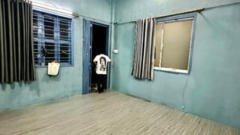 Phòng trọ mặt tiền đường Hoàng Hoa Thám Bình Thạnh