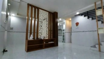 Bán nhà chính chủ Phường 27, Q.Bình Thạnh, 1 sẹc, sát mặt tiền đường