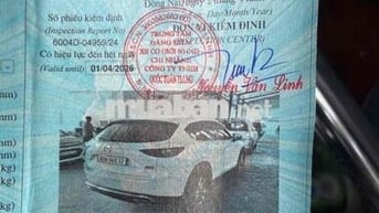 Mazda 2 2013 1.5 AT - 100 km