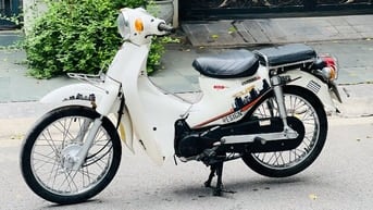 Honda Cub 50cc MÀU TRẮNG BIỂN HÀ NỘI CHÍNH CHỦ