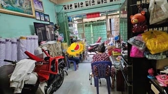Lê Hồng Phong Quận 5 DT 46m2, hẻm xe hơi LT cách mặt tiền 50m 1 trục