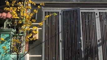 Nhà đúc 3 tầng đường 6m thông Nguyễn Văn Quá, Quận 12, 4x14, SHR, 5tỷ2